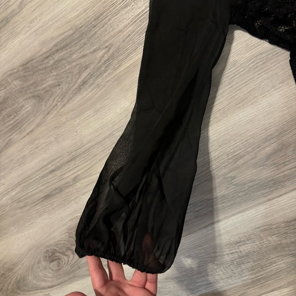 Emprada Lace Crochet Jumpsiuit size Large. Bodice and sleeves are sheer. - Picture 4 of 8